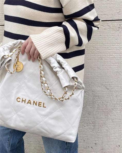 chanel 22 white bag|chanel 22 sizes.